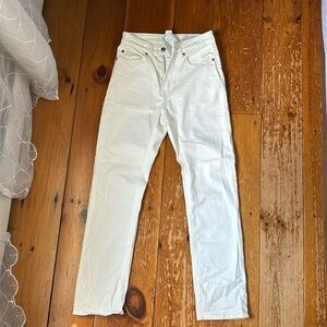 White straight leg H&M jeans - 2 for 20!💋